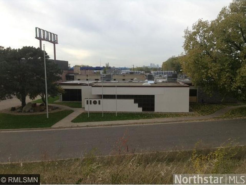1st image of 1101 Snelling Ave N