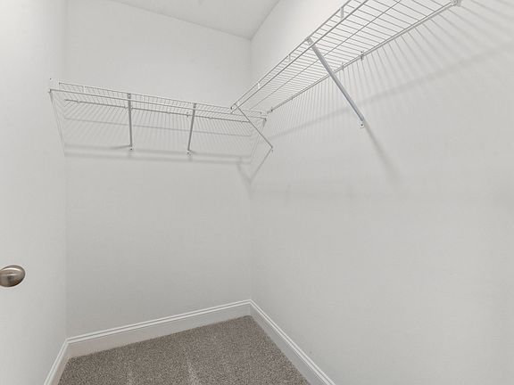 5th image of 705 Bracklyn Ave