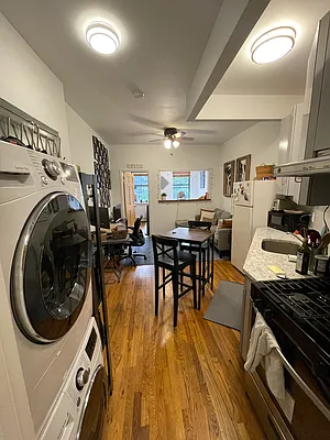 Rented by MOTION New York | media 10