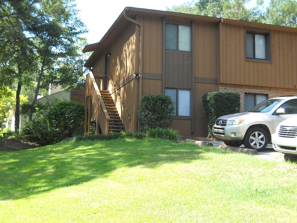 Building located on large corner lot.
