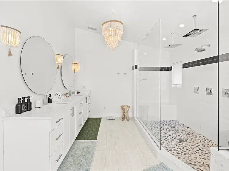 3001 Jasmine Ct — Photo 49