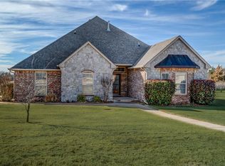 8665 Venezia Ln, Edmond, OK 73034