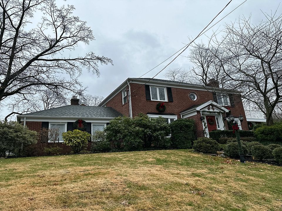 2 Shore Rd, Manhasset, NY 11030 Zillow