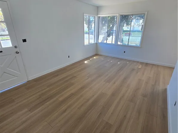 687 N Glassell St, Orange, CA 92867