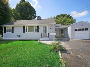 3275 Old Town Rd, Bridgeport, CT 06606