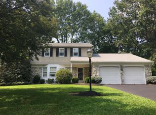 1739 Cassel Dr, Blue Bell, PA 19422