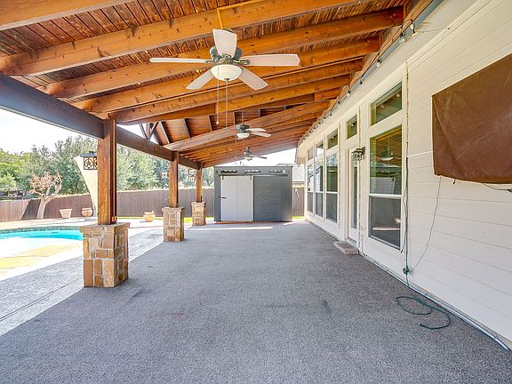 Huge Covered patio