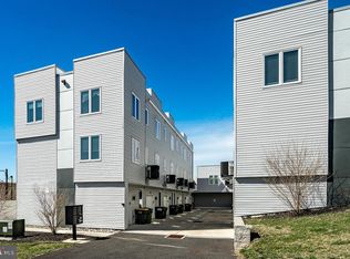 290 Yards Ct, Hatboro, PA 19040