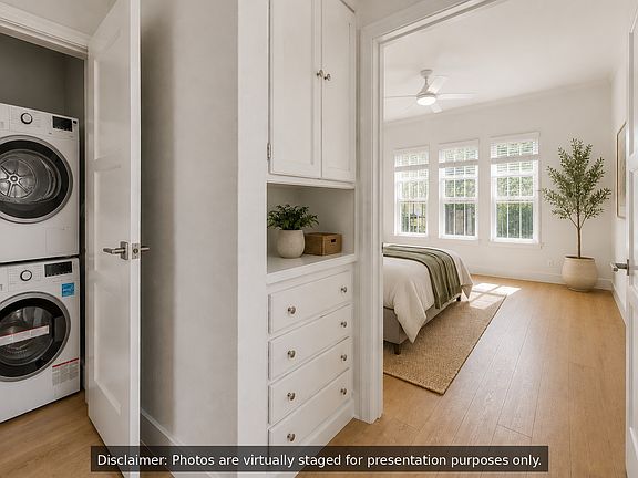 5th image of 1553 2nd Ave APT 7