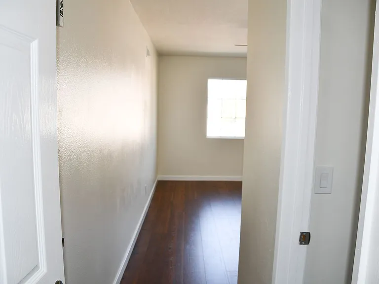 12071 Laguna St — Photo 21