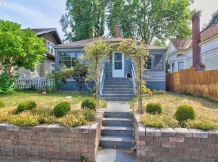 518 E 8th St, The Dalles, OR 97058