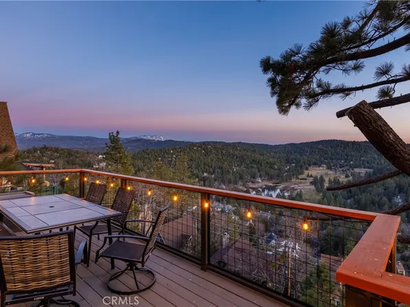 26575 Kings Ct, Lake Arrowhead, CA 92352