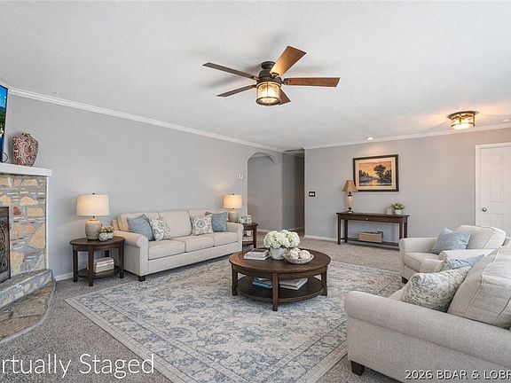 3rd image of 9 Lynette Ln