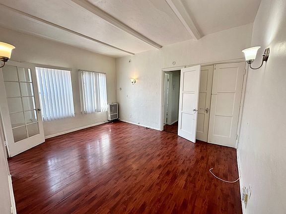 5th image of 1025 S Orange Dr #109