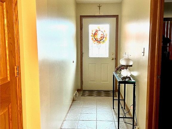 3rd image of 1163-1165 Marie Dr