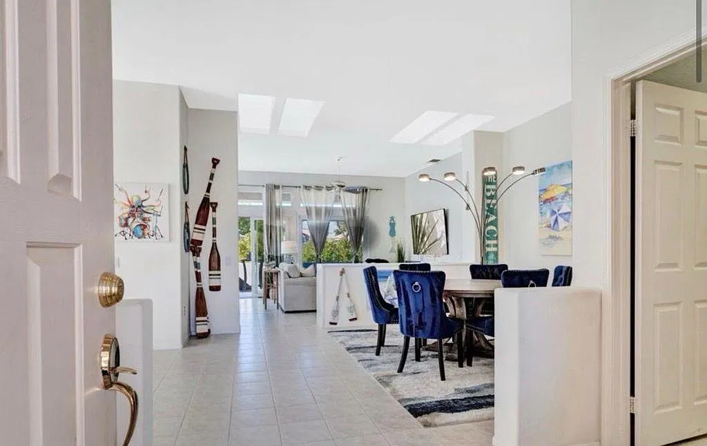 2 bed, 1548 sqft, $2,995 — Photo 3