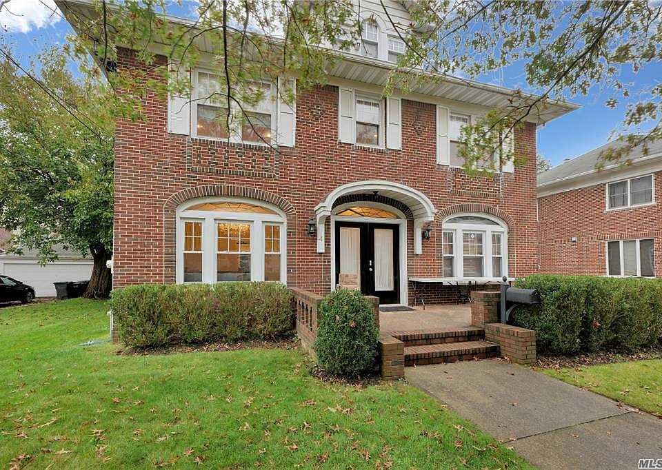 1st image of 4 Weston Pl