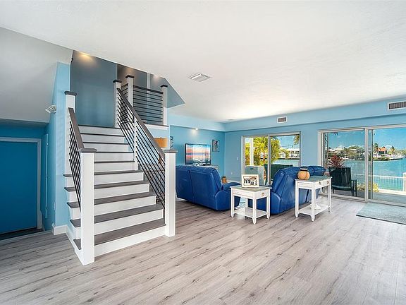 4th image of 770 9th St