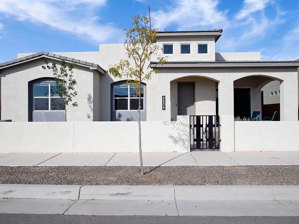 1st image of 2505 Dekooning Ave SE