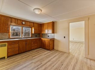 155 Main St #2, Norway, ME 04268