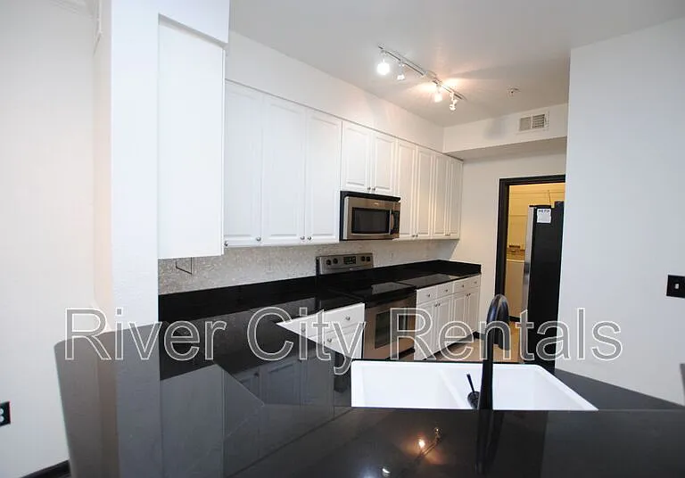 8539 Gate Pkwy W #1736 — Photo 33