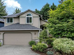 7535 NE 203rd St, Kenmore, WA 98028
