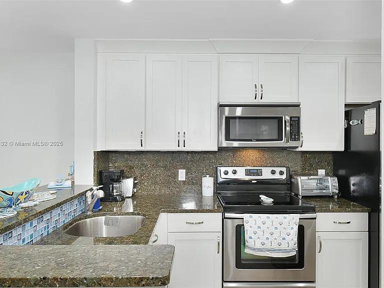 9421 S Ocean Dr #90 — Photo 7
