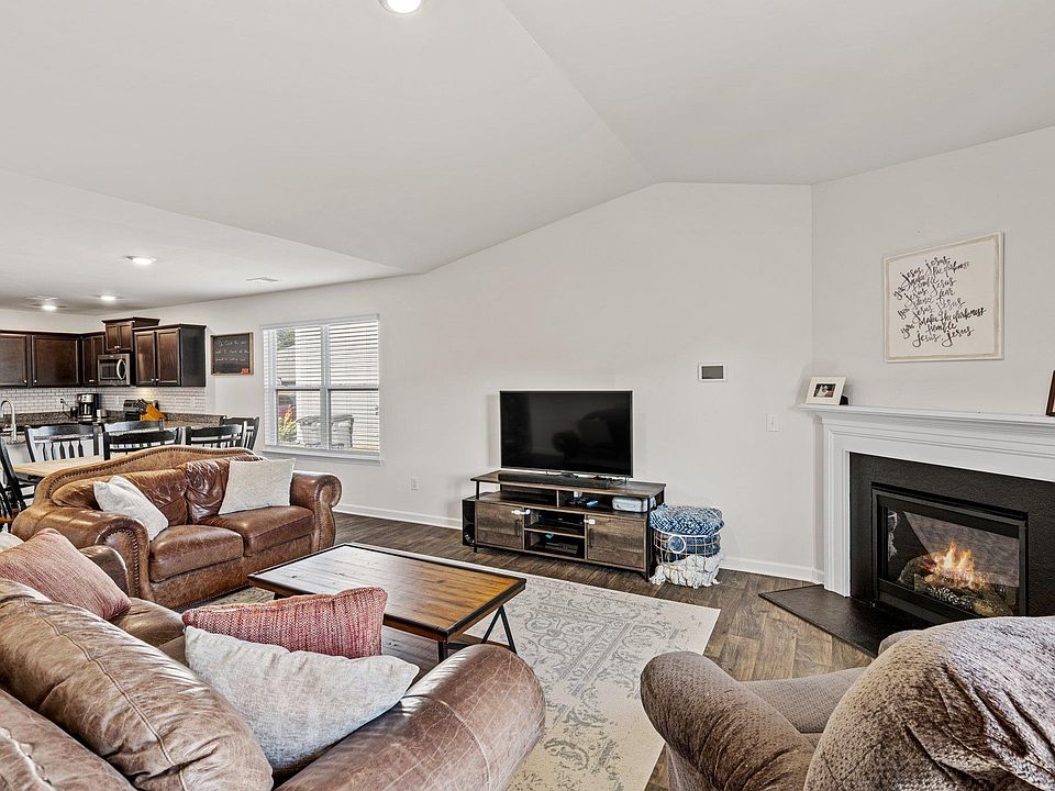 204 Bracken Woods Way, Piedmont, SC 29673 Zillow