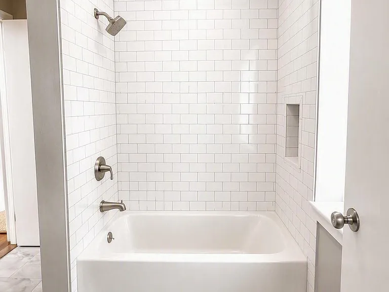 Second full bathroom with tub