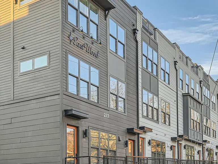 EastWood Townhomes — Photo 42