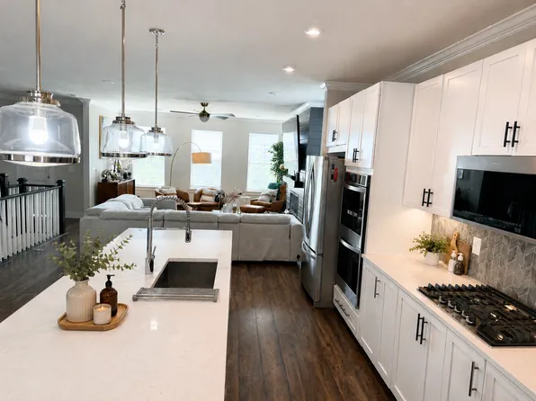 1577 Sandpiper Bay Loop, Dumfries, VA 22026
