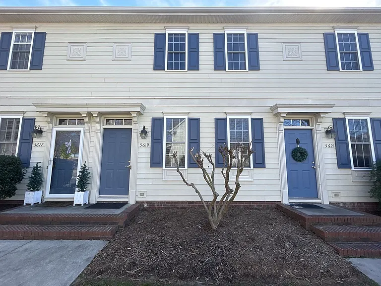 5619 Fetzer Ave NW — Photo 1