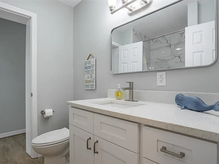 711 Bayshore Dr — Photo 32