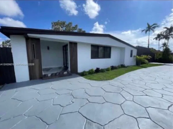 10460 SW 26th Ter, Miami, FL 33165