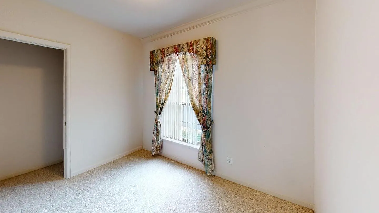 Spacious & Inviting Home in San Antonio A Must-See! — Photo 4