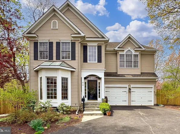 618 S Taylor St, Arlington, VA 22204