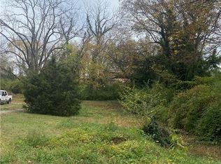 706 Carrick St, High Point, NC 27262