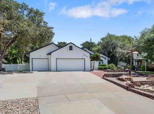 8346 E Harry Ct, Wichita, KS 67207