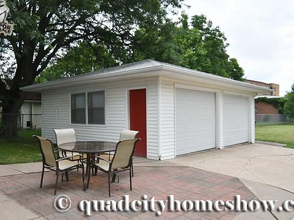 Garage and patio
