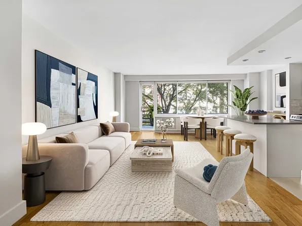 400 Central Park West image 1 of 11