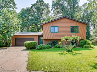 2747 Maplewood Cir, Monticello, MN 55362