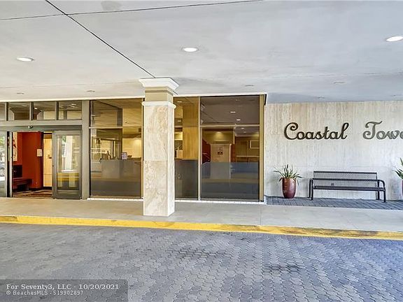 4th image of 400 Kings Point Dr APT 830