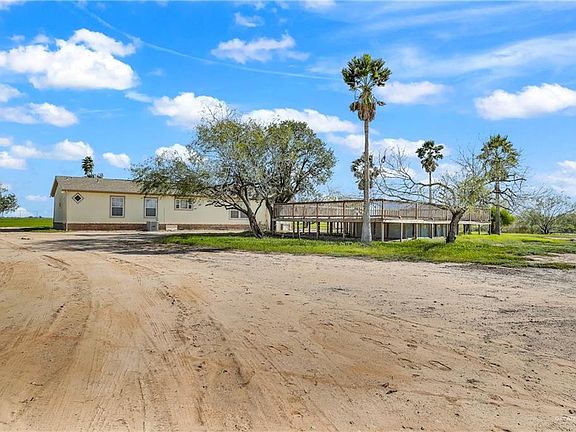 3rd image of 18201 Citrus Dr