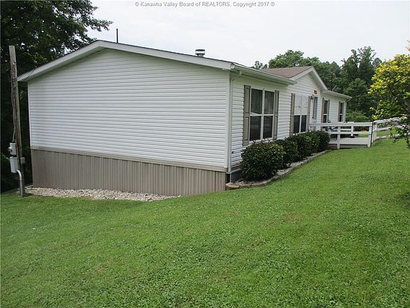 3rd image of 1687 Spite Rd