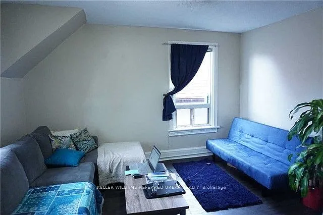 591 Jane St #UPPER — Photo 13