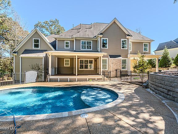 2nd image of 6295 Valley Oaks Dr