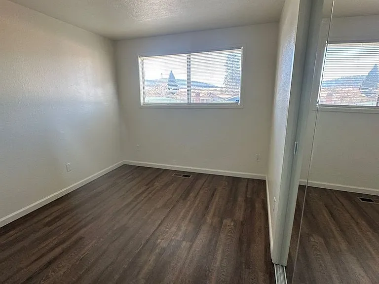 1418 Pleasant Ave #1420 — Photo 14