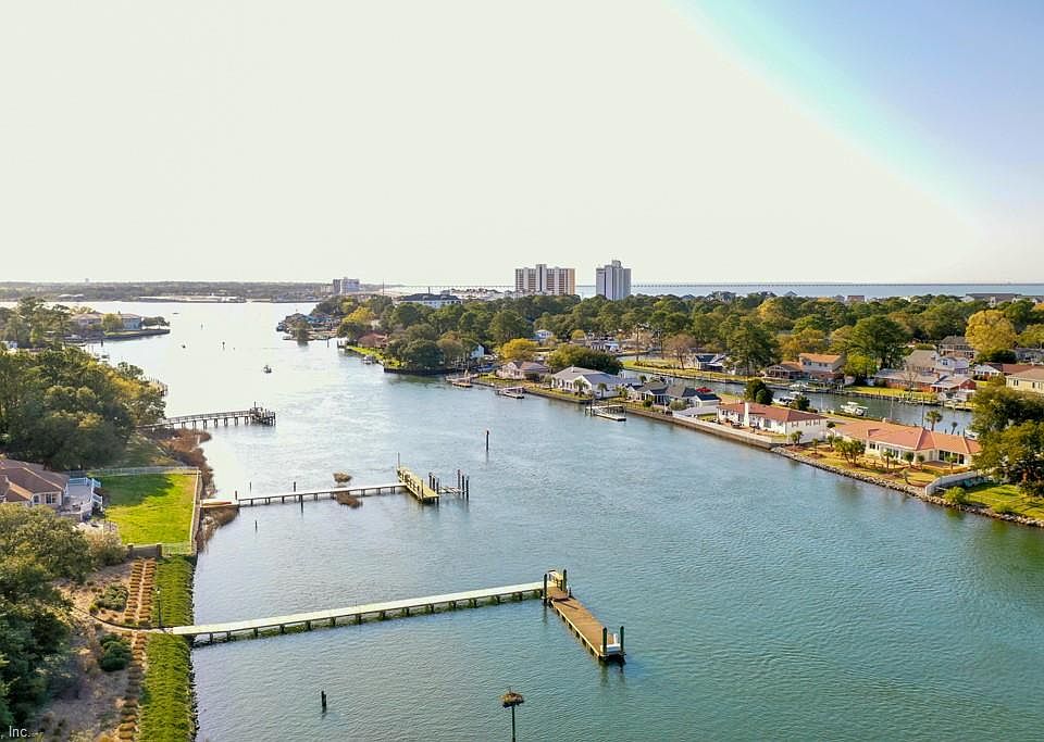 1st image of 3012 Island Ln