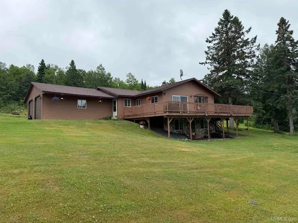 N9896 River St, Ramsay, MI 49959