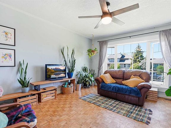 4th image of 420 N Summerwood Pl SE